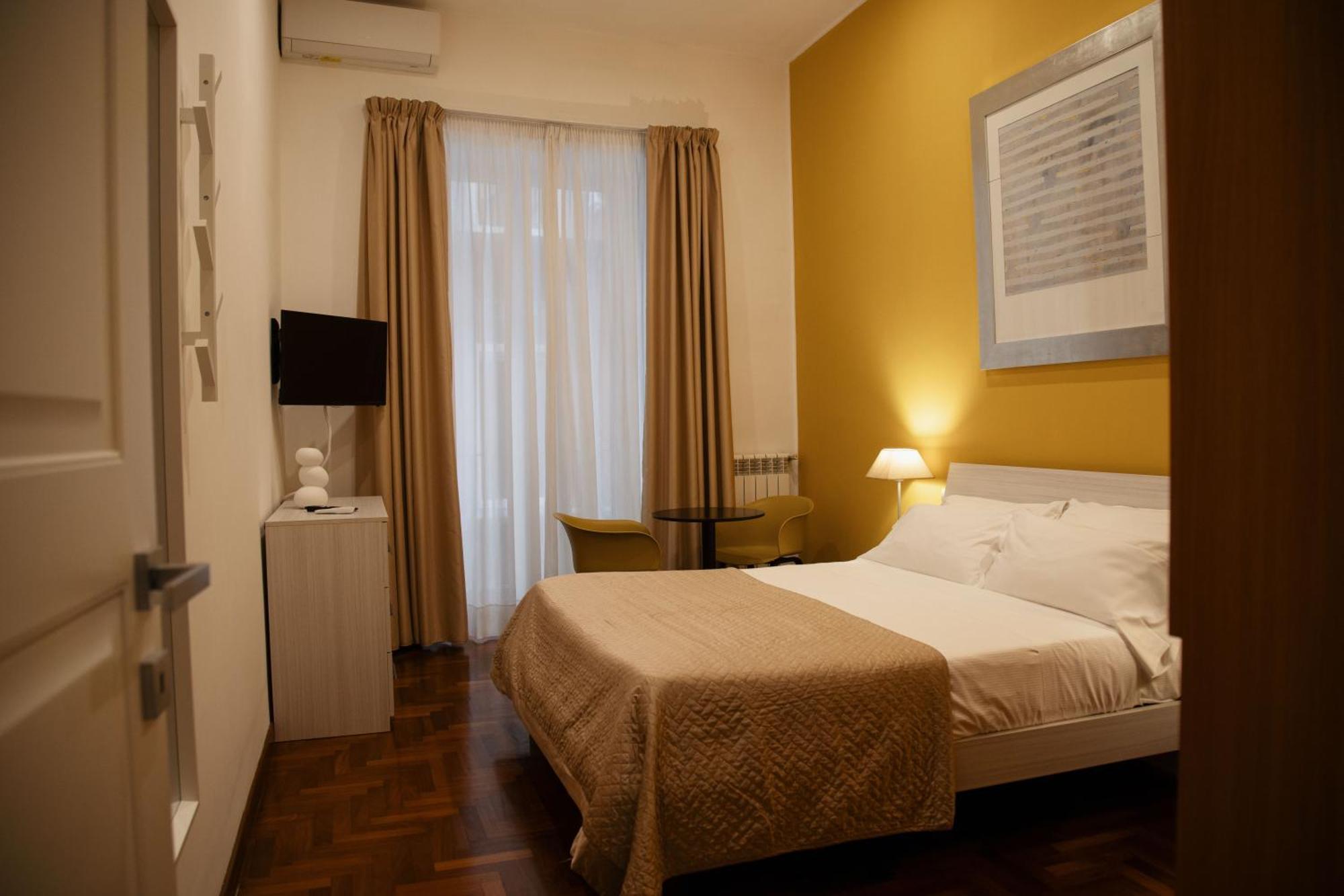Hello Chiaia Napoli By Progecta Srl Apartment Luaran gambar